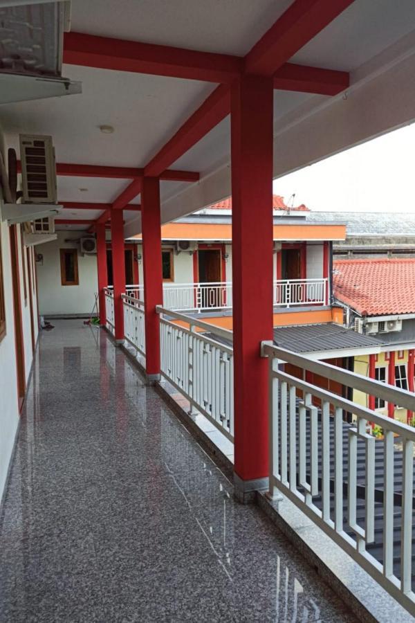 Harmony House Syariah Near Alun Alun Pati Mitra Reddoorz Exterior foto