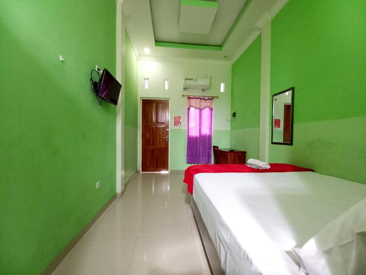 Harmony House Syariah Near Alun Alun Pati Mitra Reddoorz Exterior foto