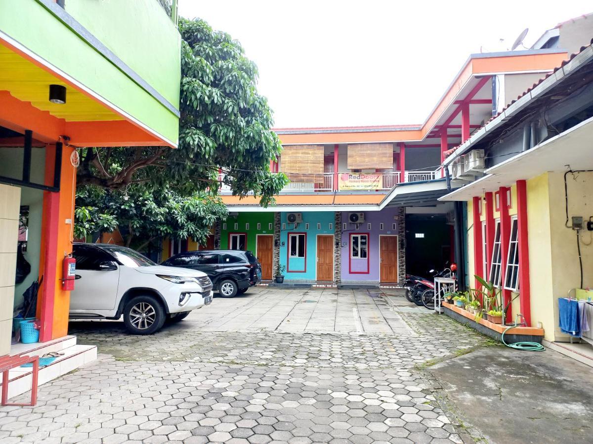 Harmony House Syariah Near Alun Alun Pati Mitra Reddoorz Exterior foto